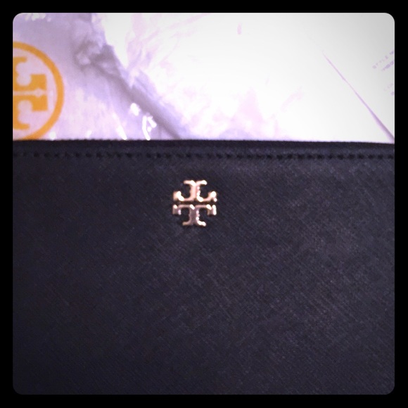 NWT TORY BURCH BLACK CELL PHONE Wristlet/clutch. - Picture 2 of 8